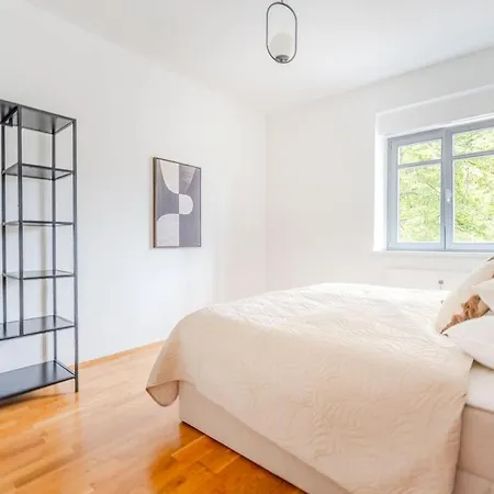 アパート Hakuna Loft - Urban Hideaway *